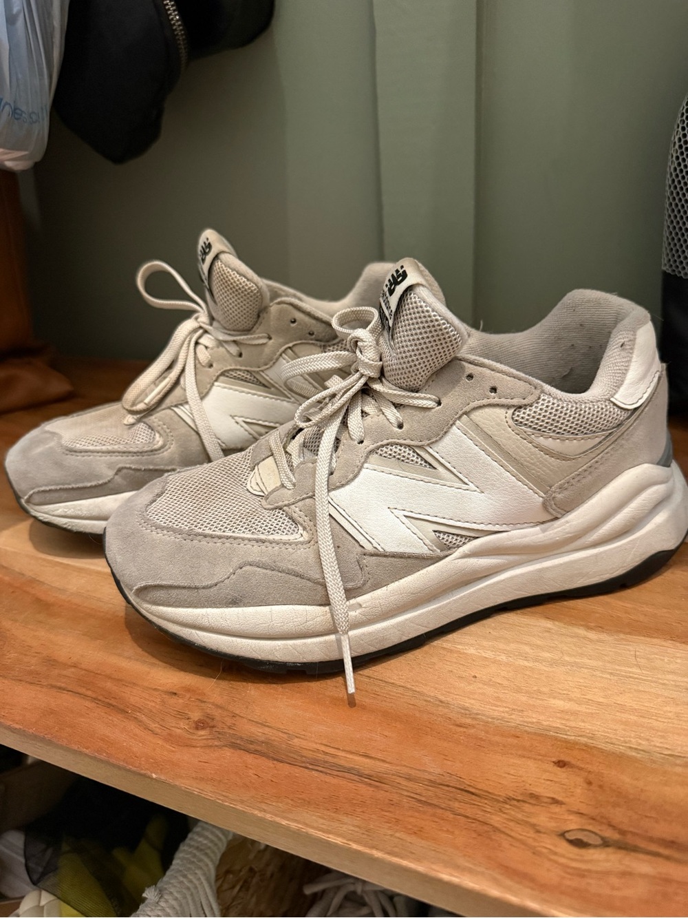 New Balance 57/40 youth 5/womens 6.5